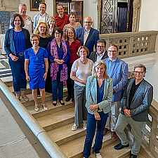 Vertreterinnen und Vertreter der Arbeitnehmerkammer Bremen treffen sich mit dem Bremer Senat. 