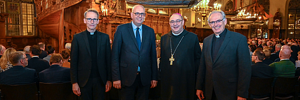 Willehad-Empfang 2024: Pater Dr. Dominik Terstriep, Bürgermeister Andreas Bovenschulte, Bischof Dr. Dominicus Meier und Propst Dr. Bernhard Stecker beim Willehad-Empfang des Katholischen Büros Bremen. 